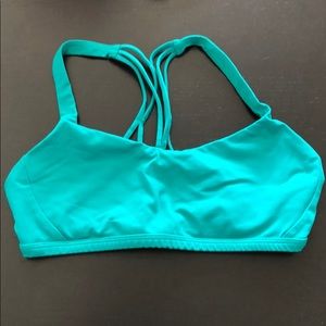 Lululemon free to be zen sports bra